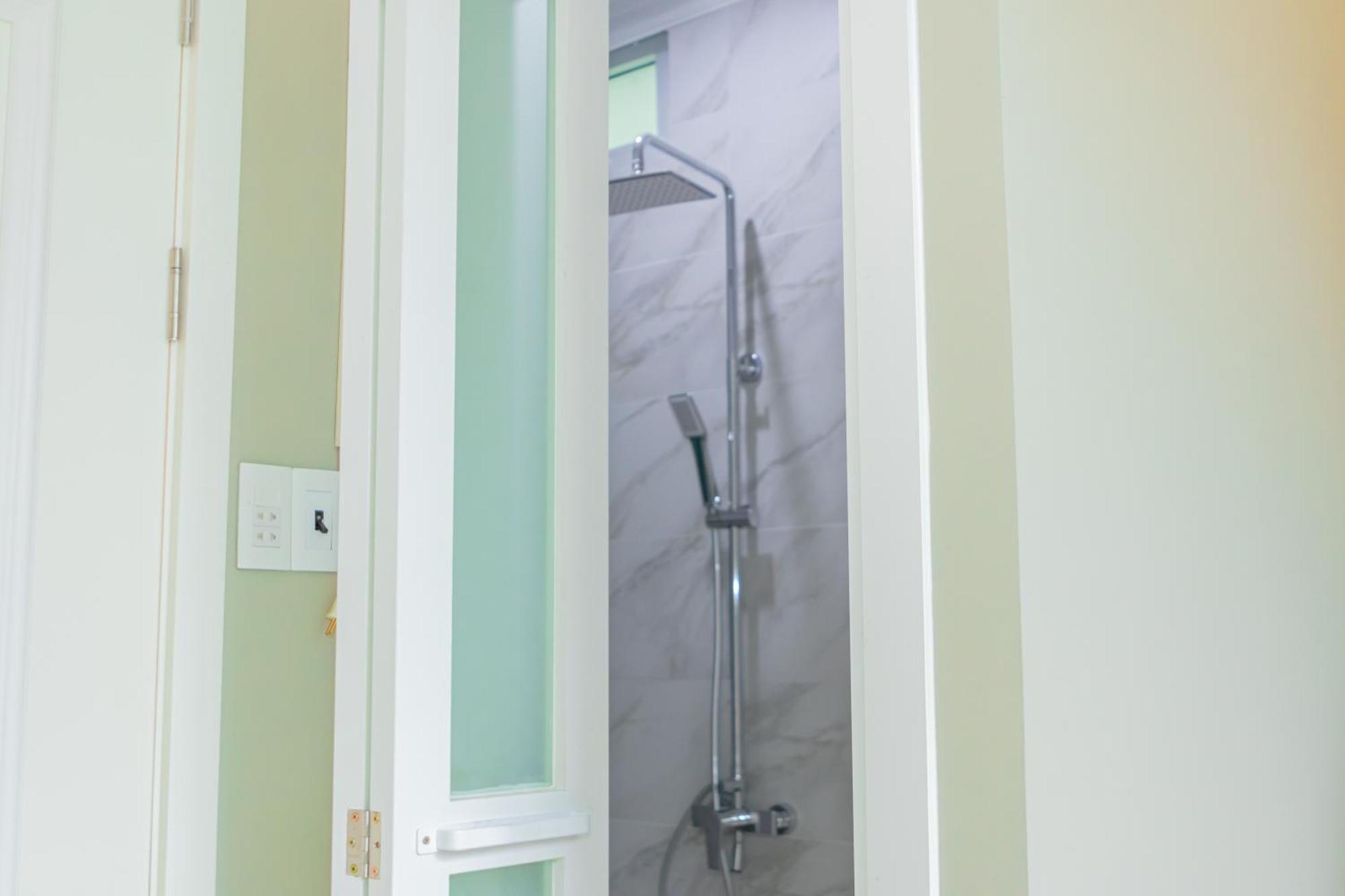 Khách sạn hẻo lánh Camellia
