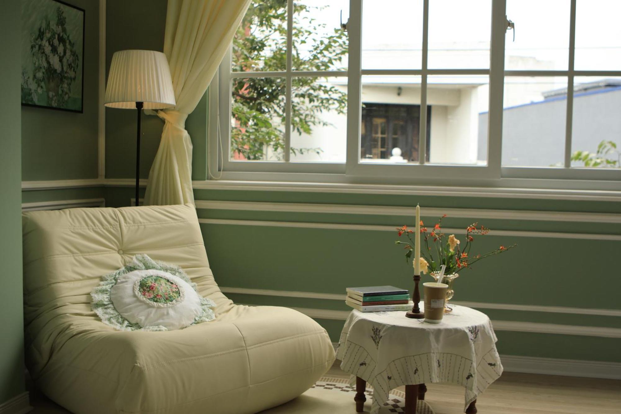 Khách sạn hẻo lánh Camellia *